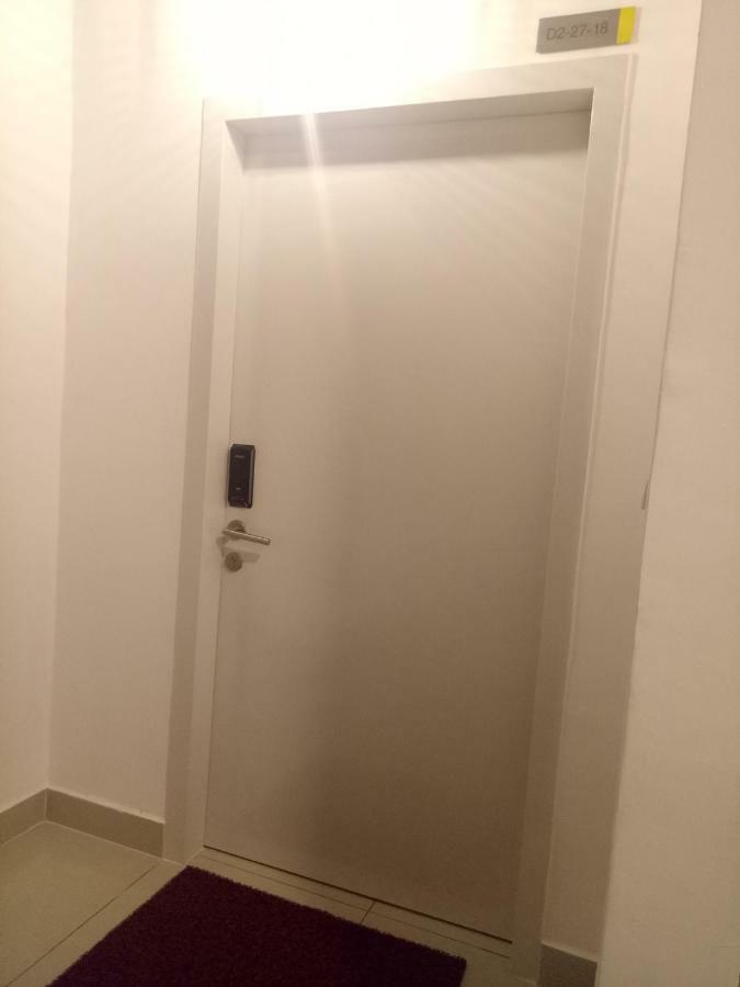 Casarozza Homestay, Southville * Bangi